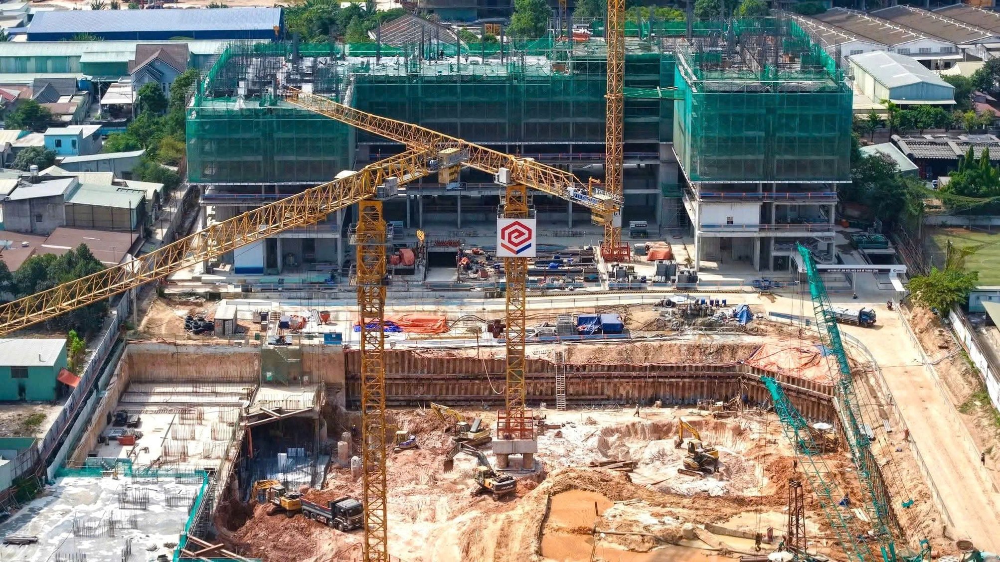 Tiến độ thi công Monrei Sài Gòn tháng 4/2026 - mặt bằng công trường