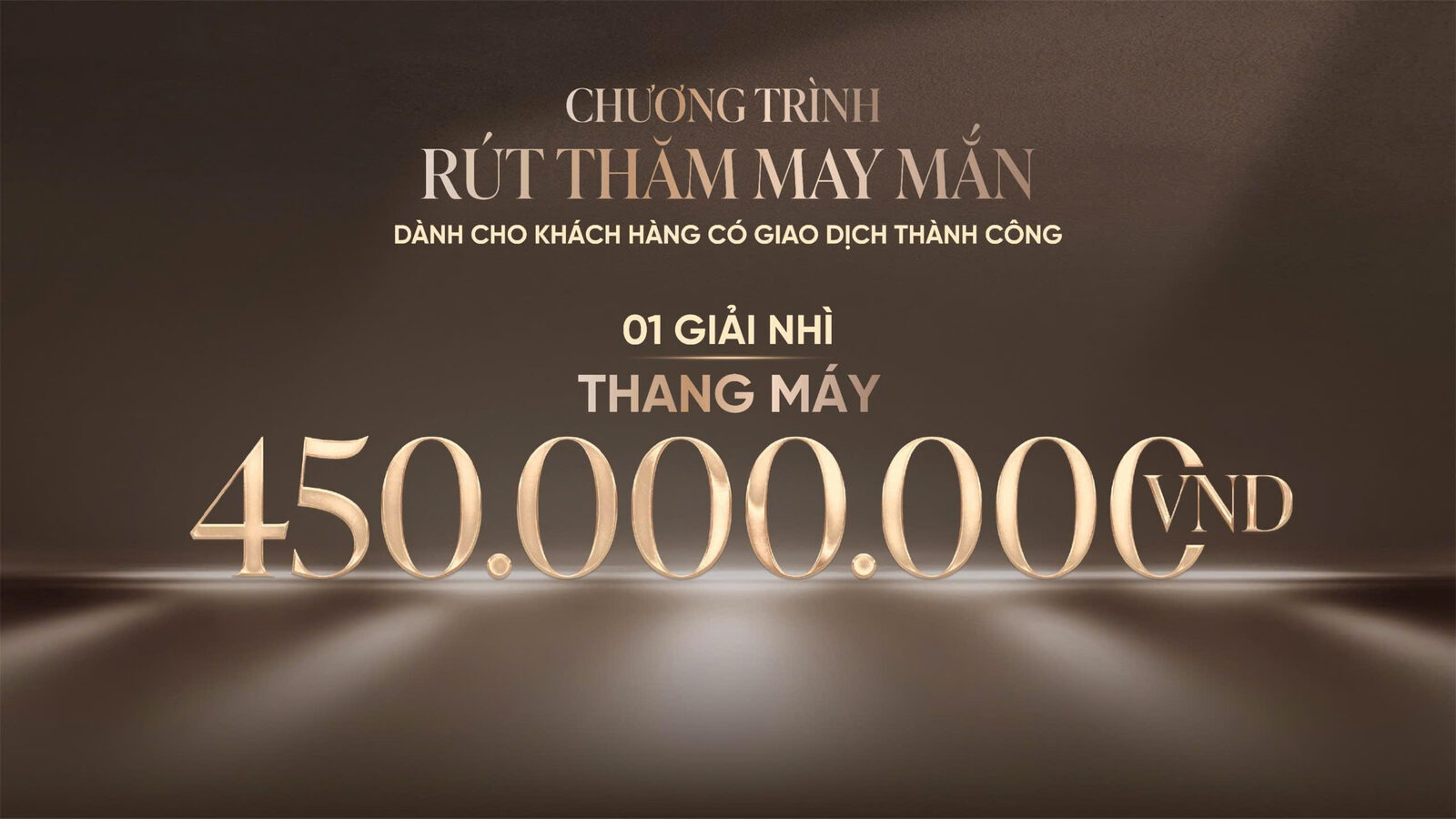 Giải nhì: Thang máy trị giá 450.000.000 VND