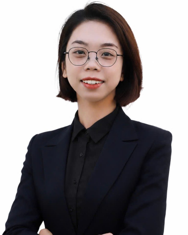 Chân dung chuyên viên Trâm Nguyễn
